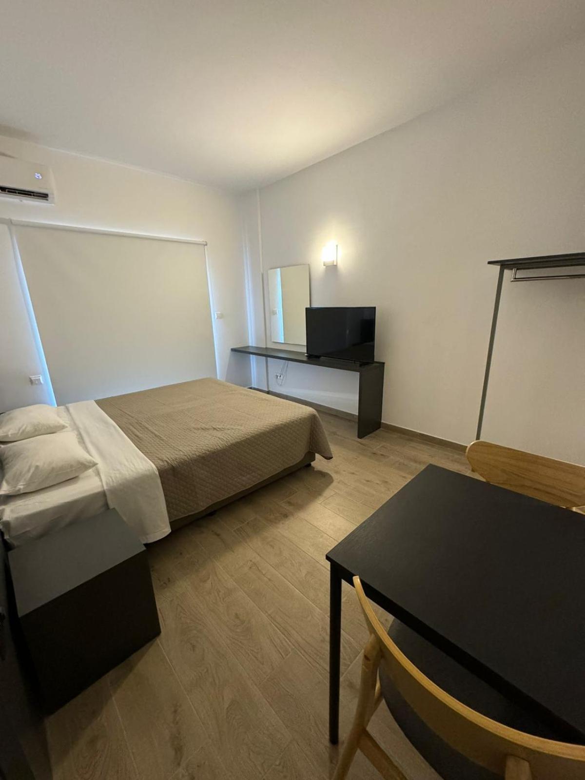 Sunflower Hotel Apartments Larnaca Dış mekan fotoğraf