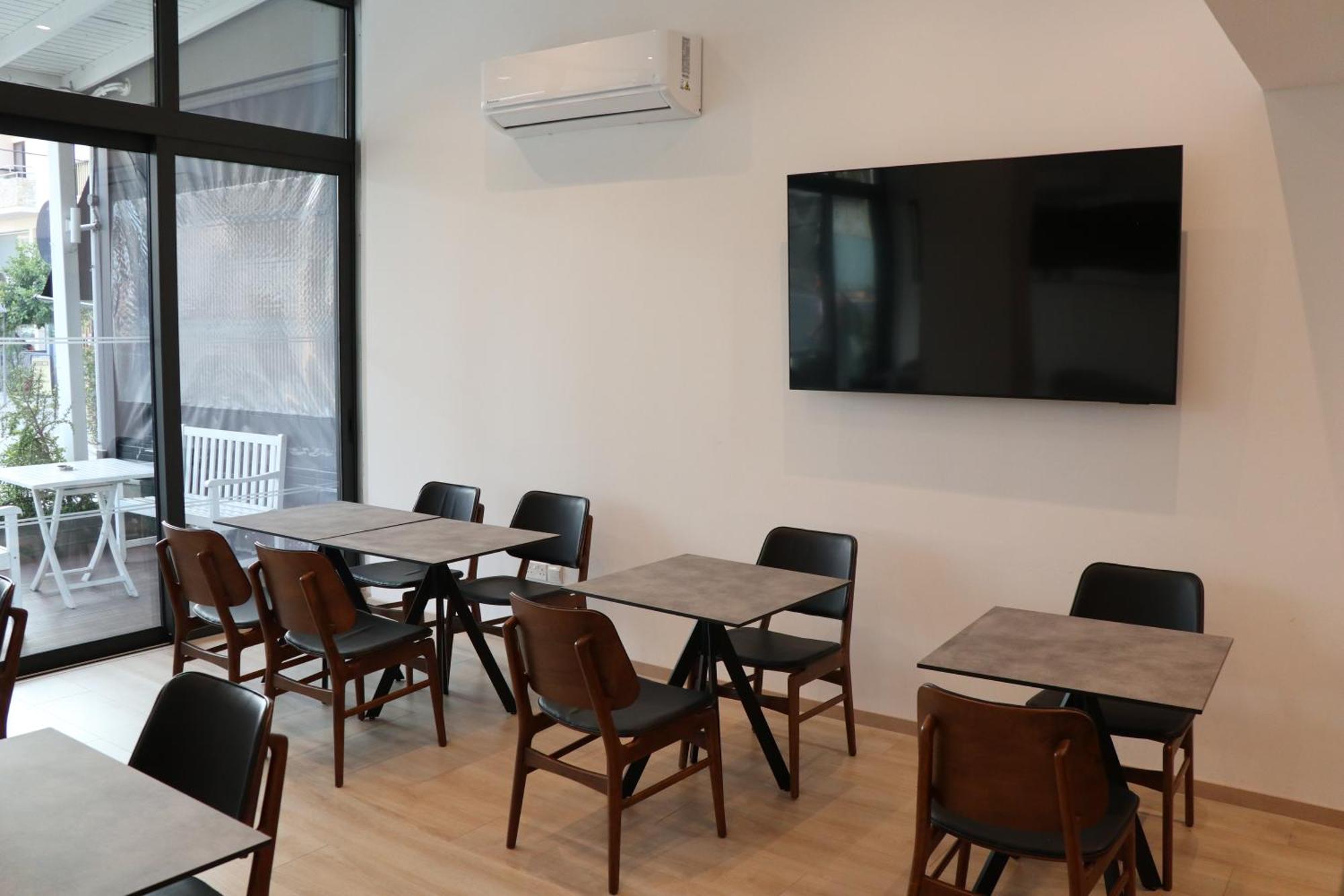 Sunflower Hotel Apartments Larnaca Dış mekan fotoğraf