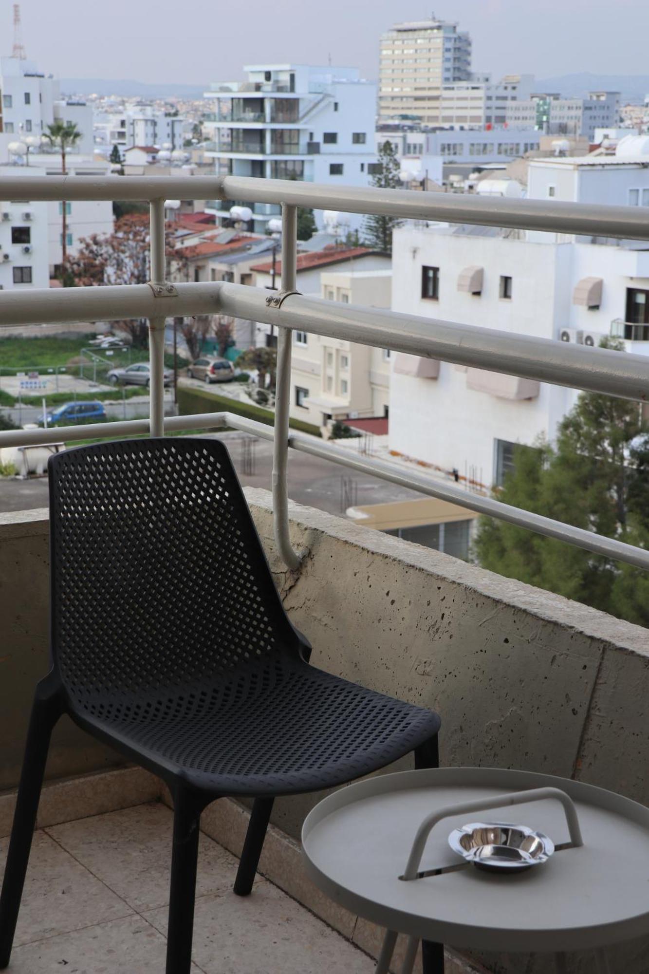 Sunflower Hotel Apartments Larnaca Dış mekan fotoğraf