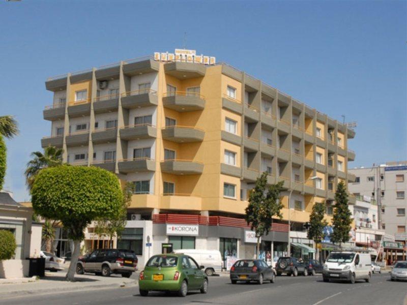 Sunflower Hotel Apartments Larnaca Dış mekan fotoğraf