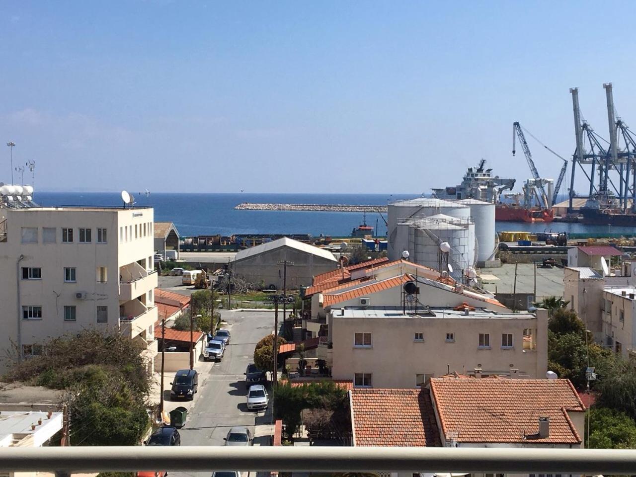 Sunflower Hotel Apartments Larnaca Dış mekan fotoğraf